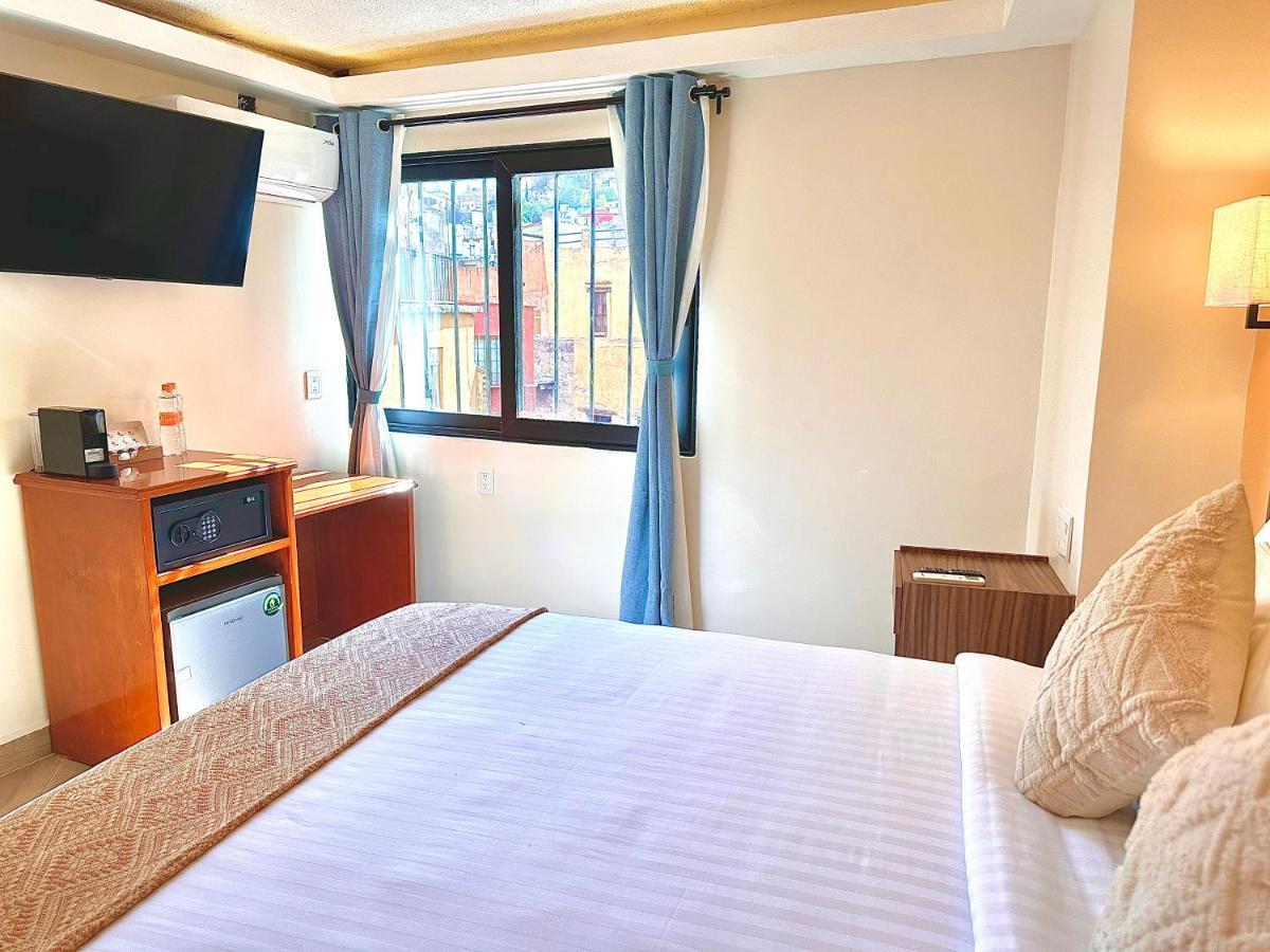 Suites Del Jardin Principal Гуанахуато Экстерьер фото